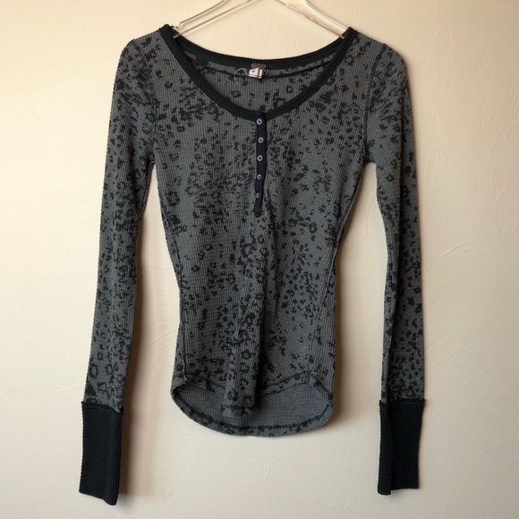 Free People Tops - Free People || We the Free Leopard Print Thermal Free People Tops - Free People || We the Free Leopard Print Thermal